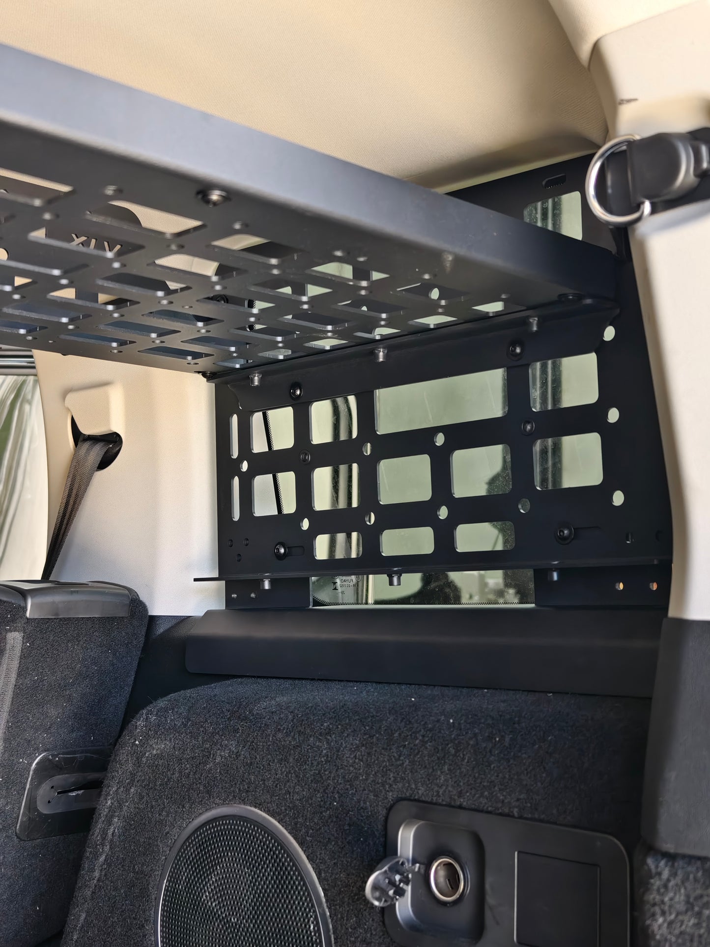 Tank 300 right side window storage shelf