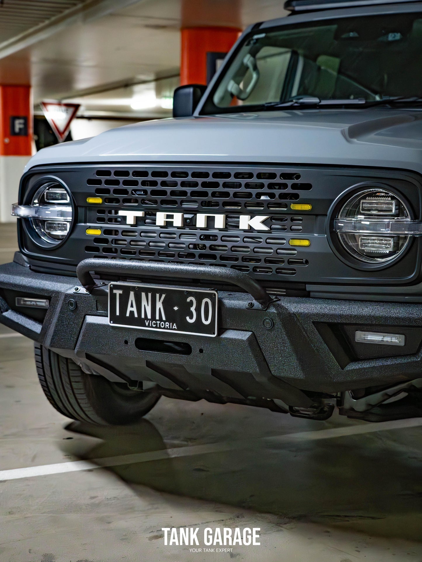 TANK 300 Front Bumper "Navigator" - Tank Garage