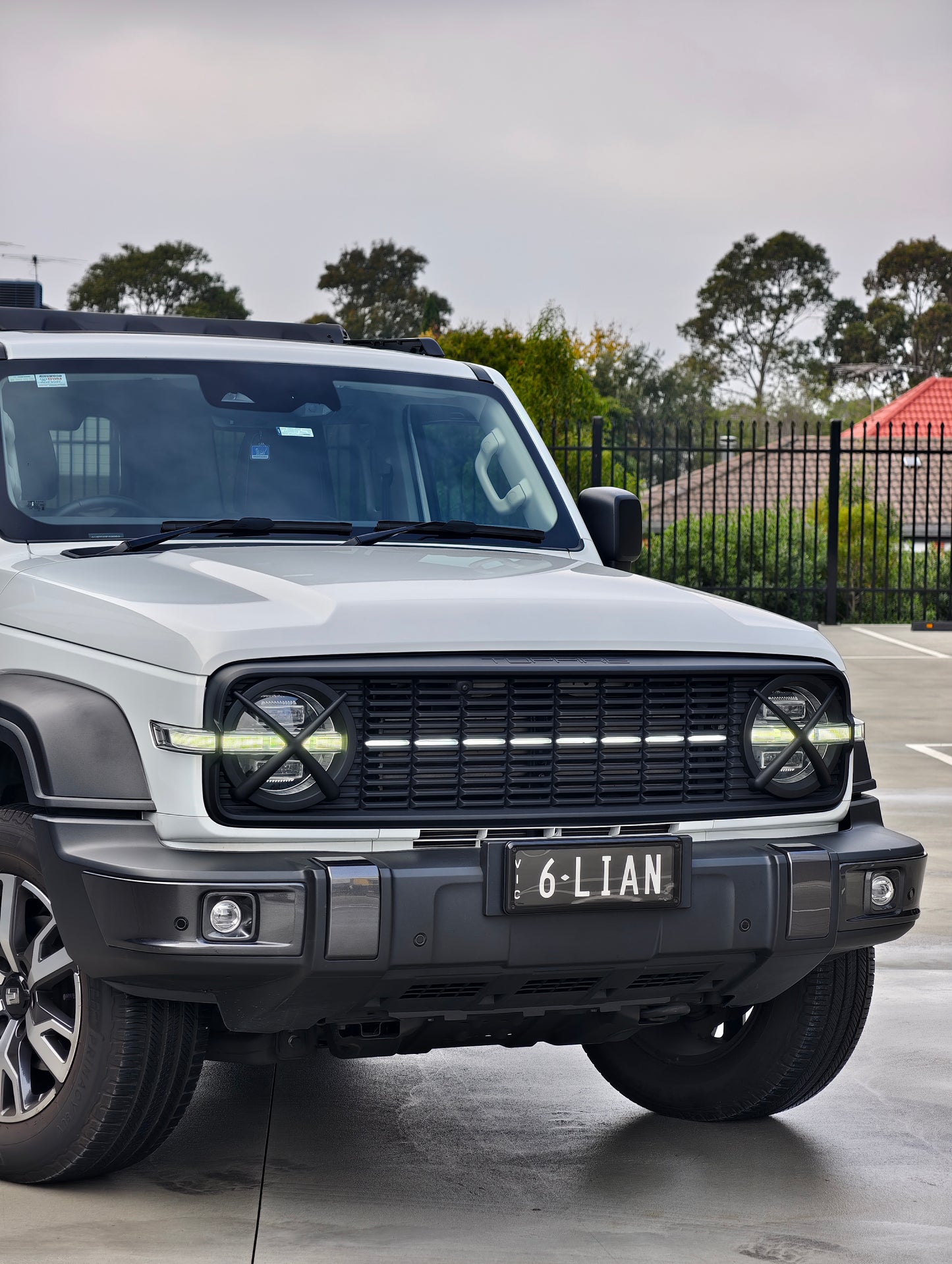 GWM TANK 300 Top Fire Front Grille "Darkness" - Tank Garage