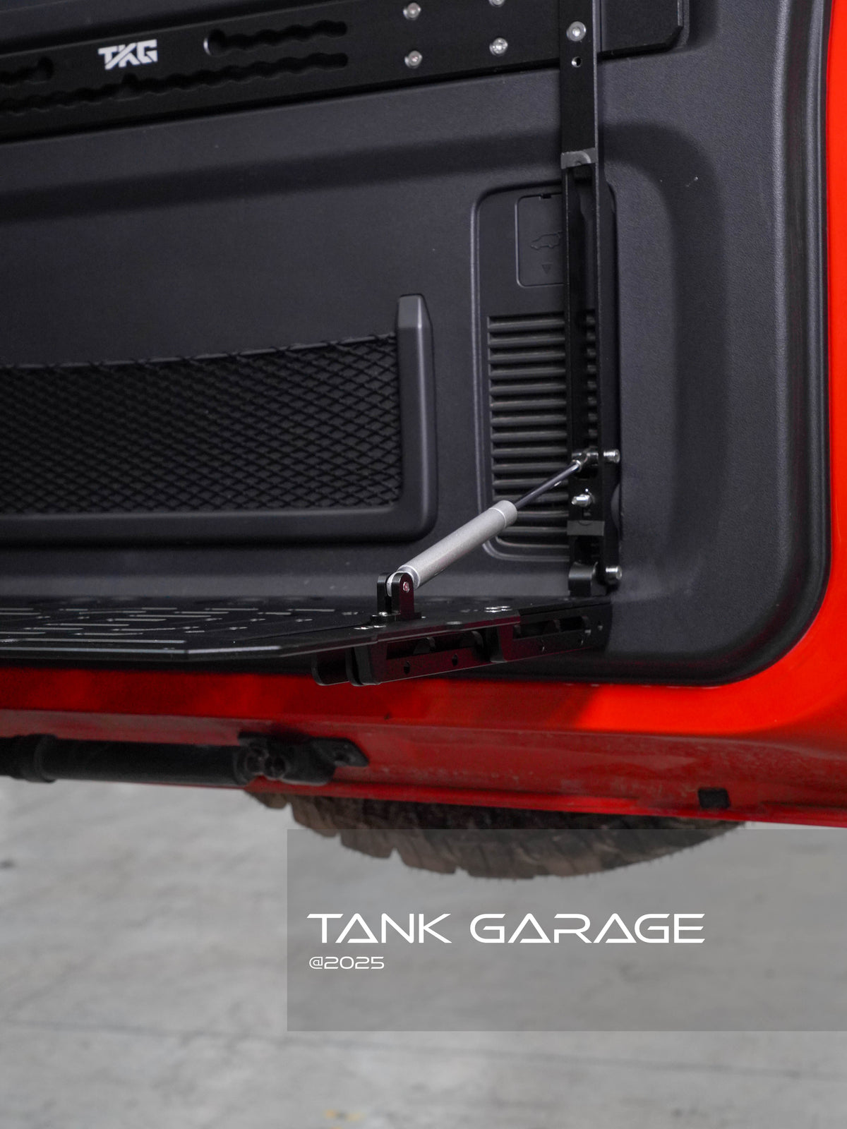 GWM Tank 300 Rear Door Drop Down Folding Table Aluminum - Tank Garage