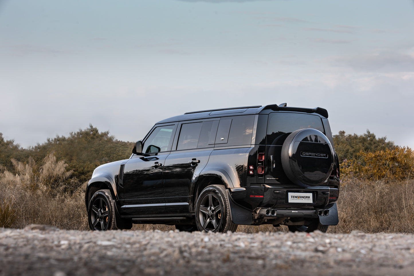 Land Rover Defender Teng Qian Exhaust Tip 
