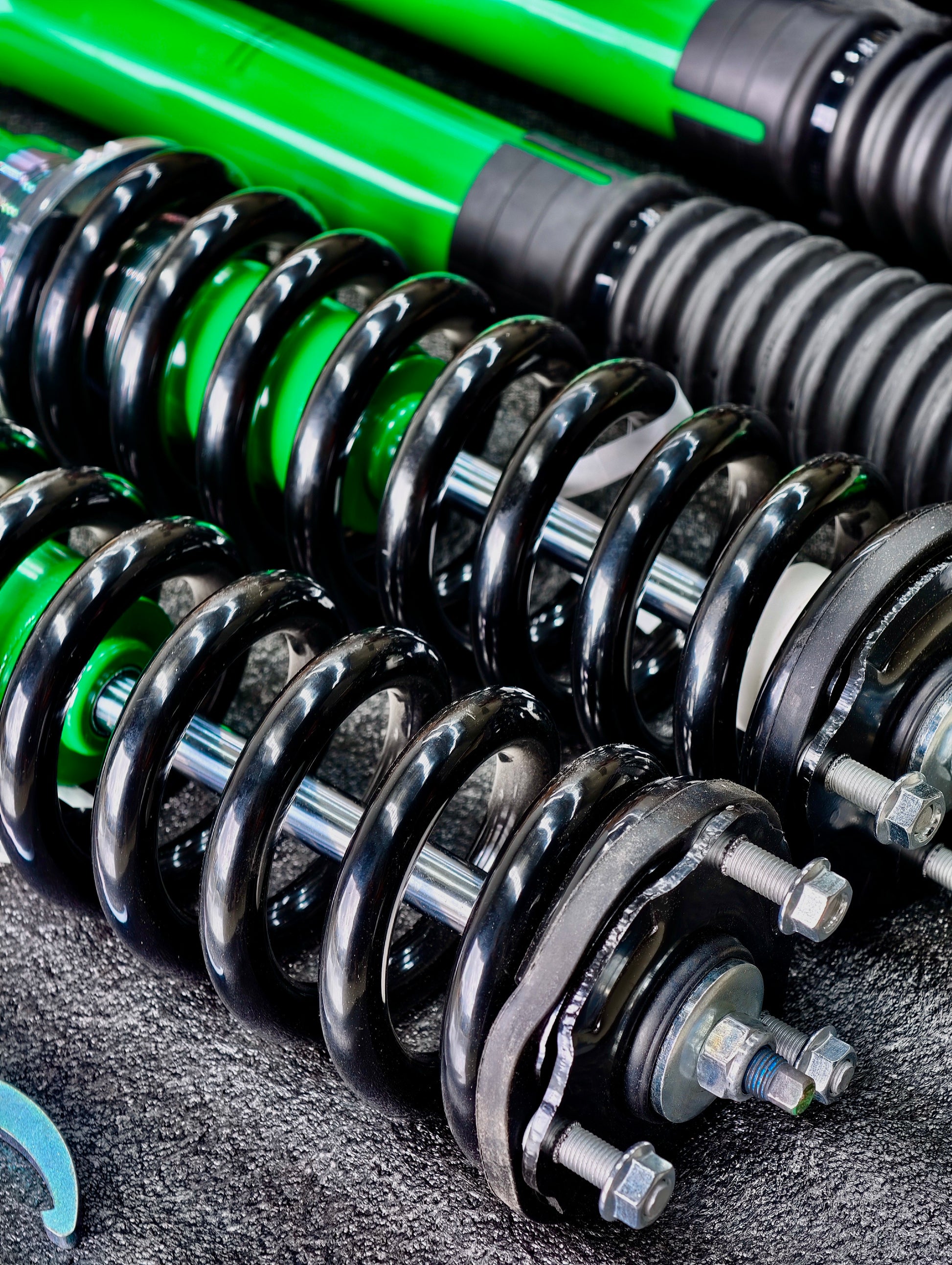 TANK 300 TANK 500 2-Inch Lift Off-Road Shock Absorbers - Tank Garage