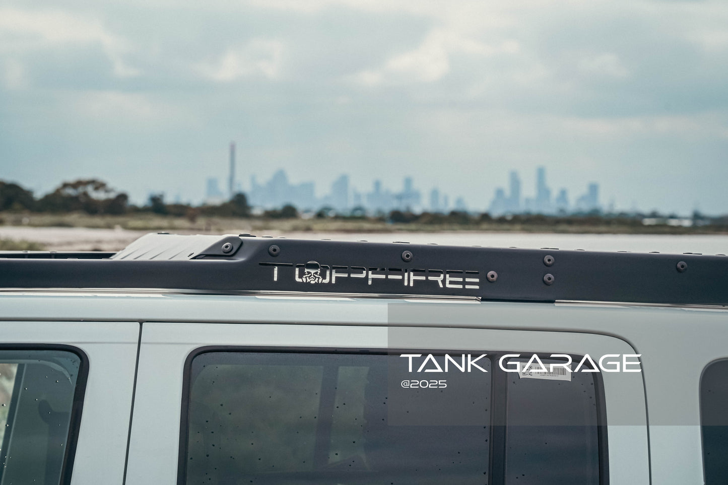 TANK 300 Top Fire Roof Rack Platform