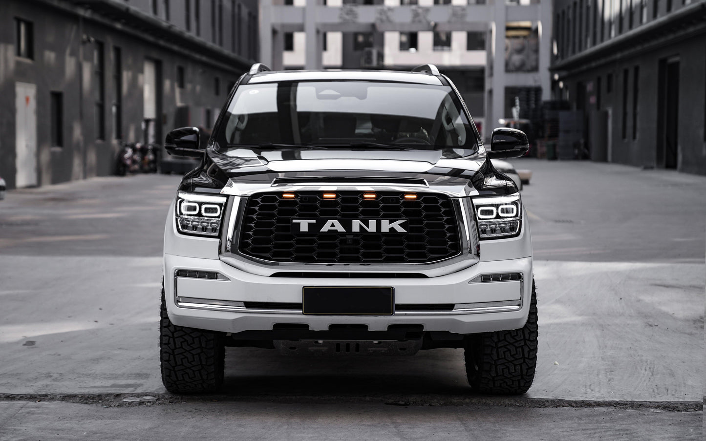 GWM TANK 500 Front Grill (With Daytime Running Lights) - Tank Garage