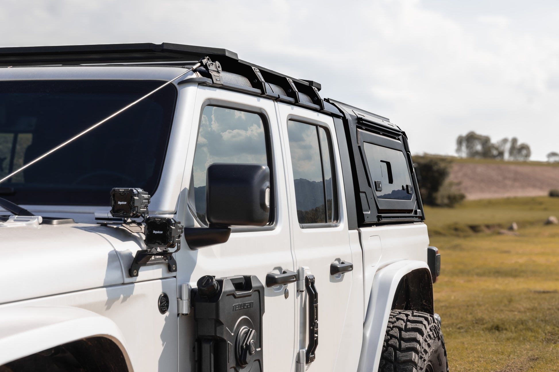 Teng Qian ARK Jeep Gladiator Canopy - Tank Garage