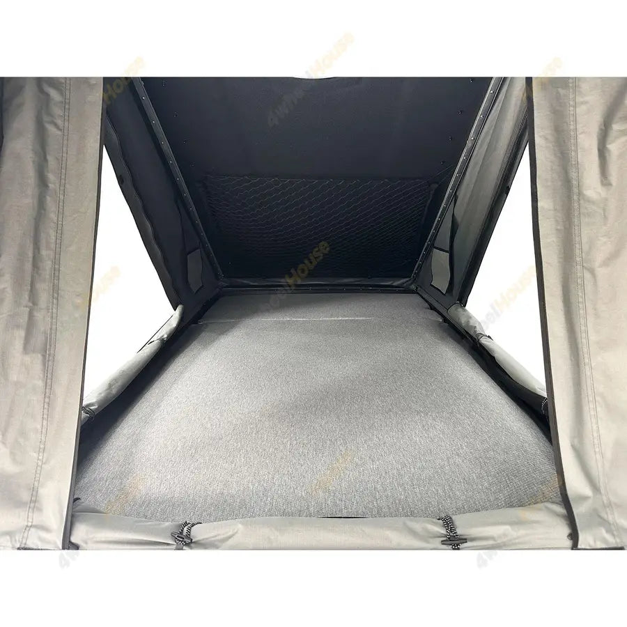 GWM Tank 300 Slimline Rackless Rooftop Tent with Ladder