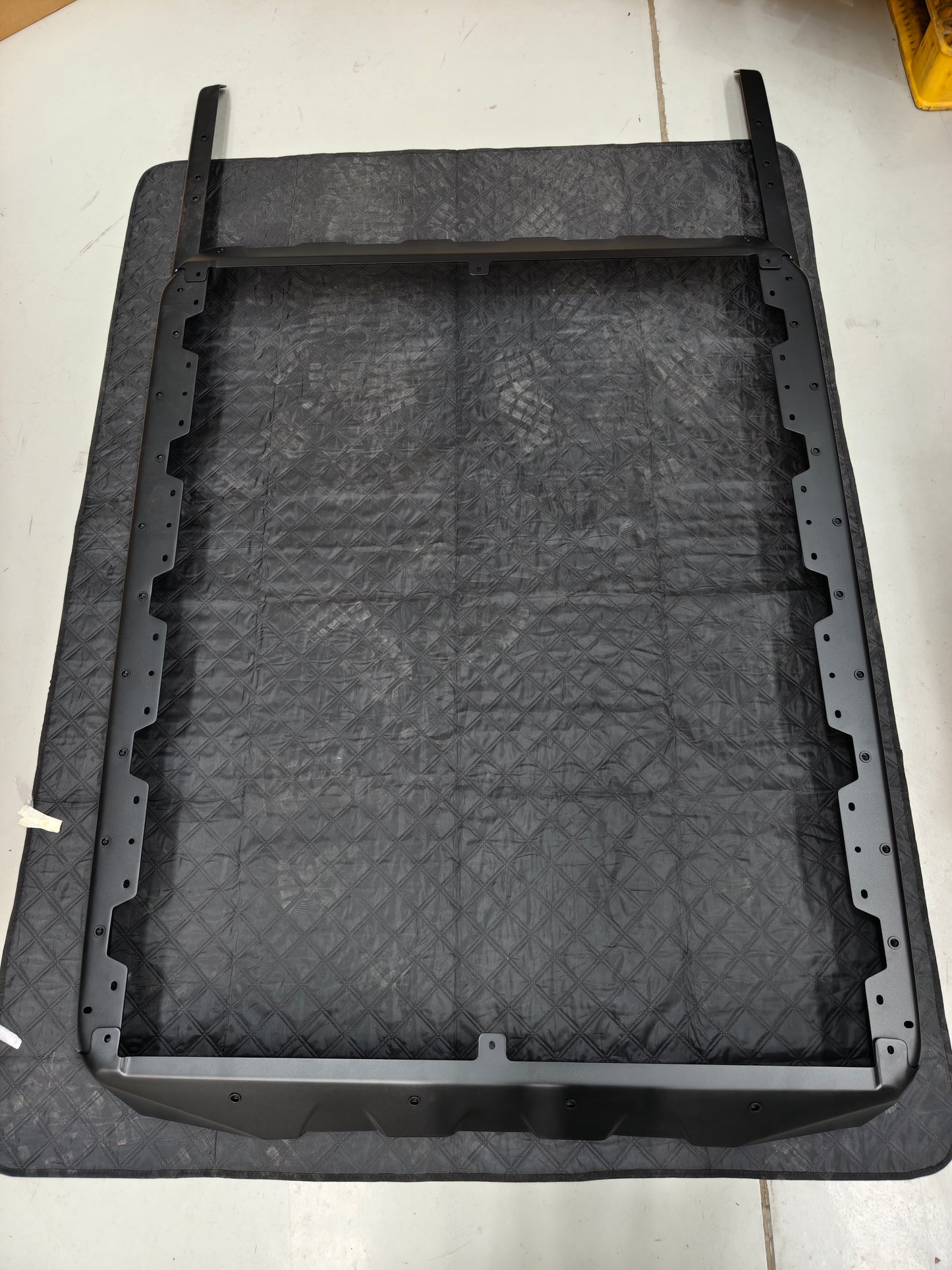 TANK 300 Top Fire Roof Rack Platform - Tank Garage