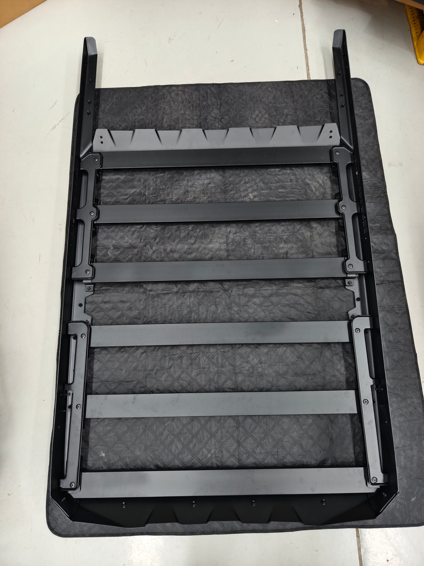 TANK 300 Top Fire Roof Rack Platform - Tank Garage