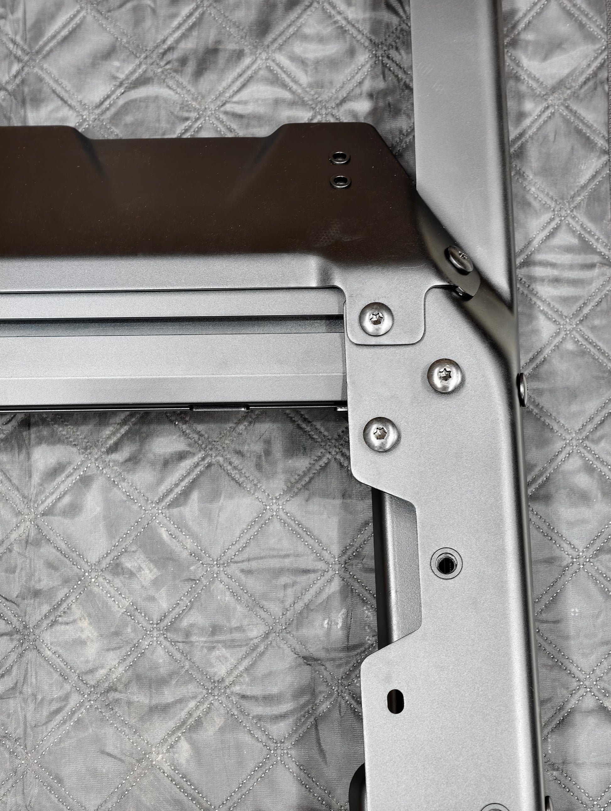 TANK 300 Top Fire Roof Rack Platform - Tank Garage