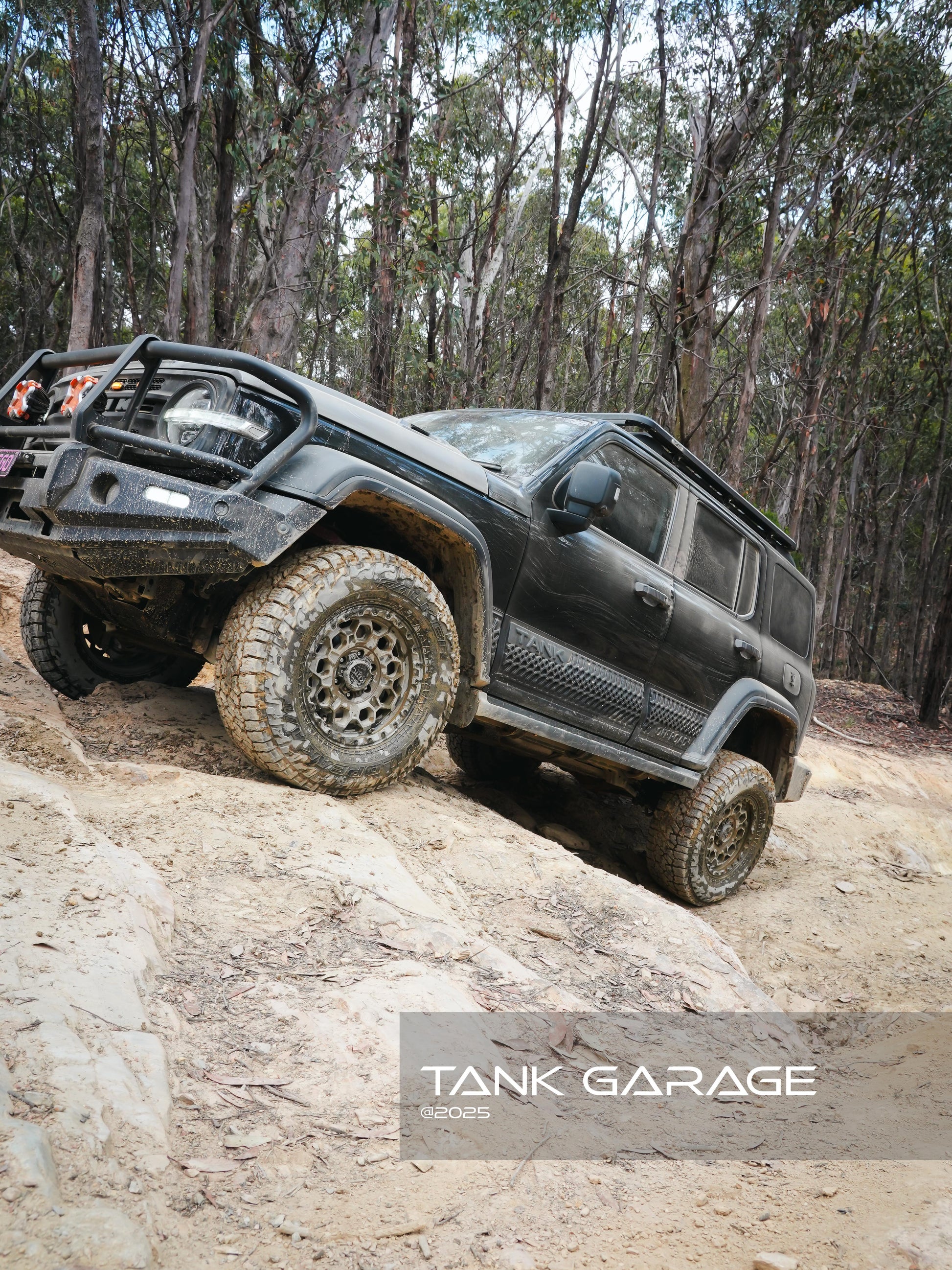 TKG TANK 300 Bullbar MKII - Tank Garage