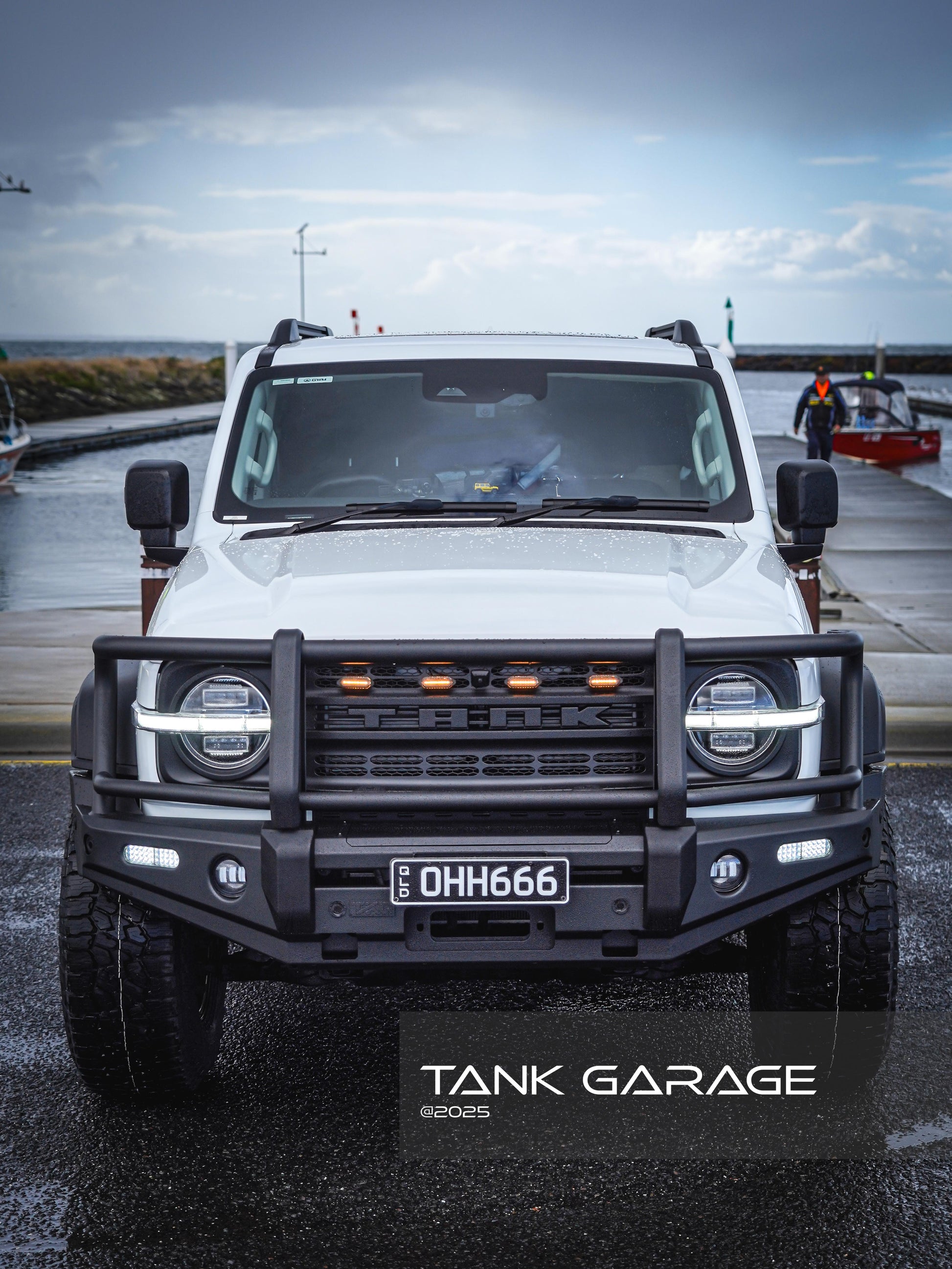 TKG TANK 300 Bullbar MKII - Tank Garage