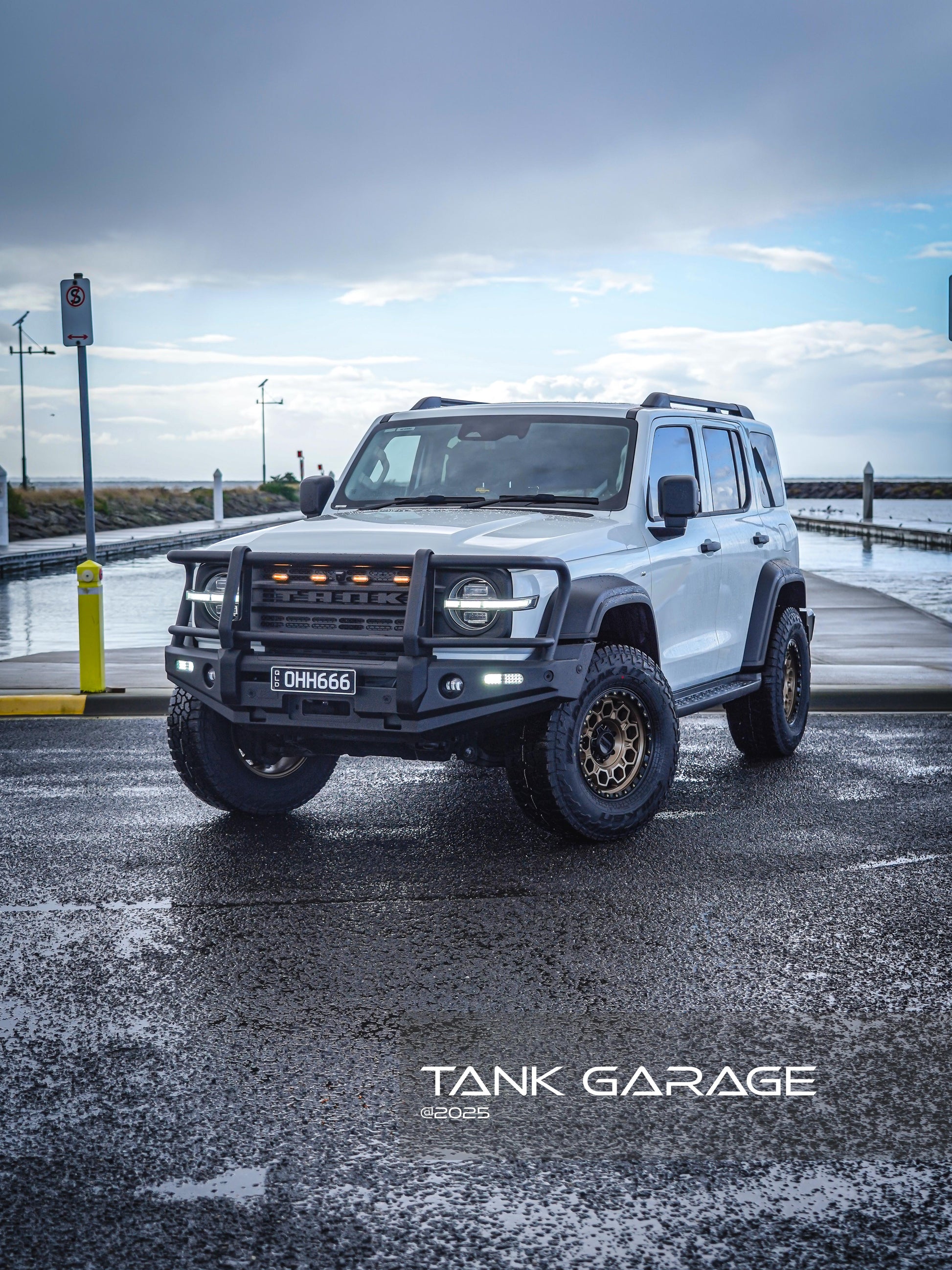TKG TANK 300 Bullbar MKII - Tank Garage